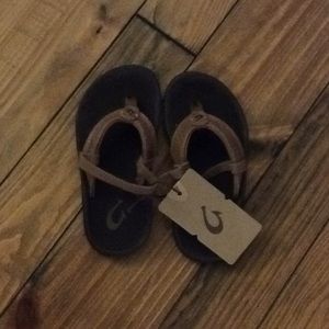 Olukai...Boys size 11/12 sandals shoes